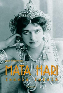 Mata Hari : femeia fatală