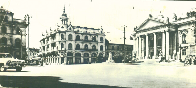 Republica Populară Romînă. Oradea - Vedere din Piața Republicii : [Carte poştală ilustrată]